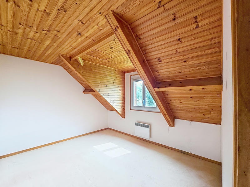 Maison - 139 m² - 7 pièces