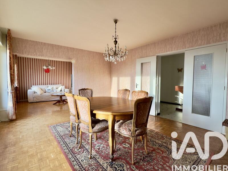 Maison - 150 m² - 7 pièces