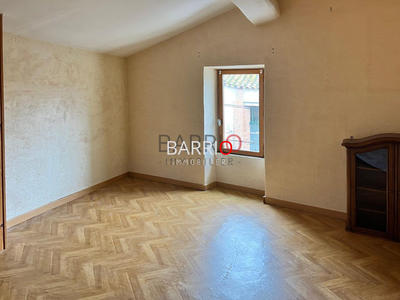 Maison - 99 m² - 4 pièces