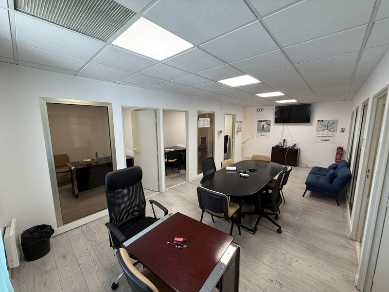 Bureau - 160 m²