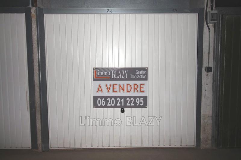 Parking / Garage - 13 m²