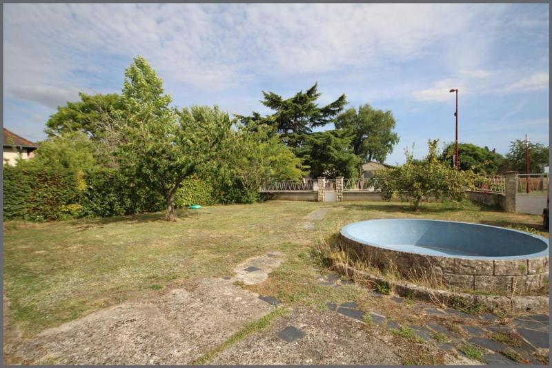 Pavillon - 140 m² - 6 pièces