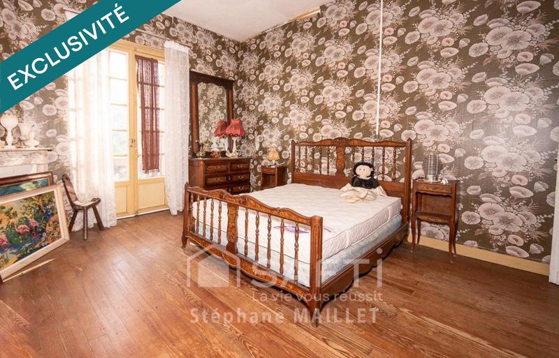 Maison - 190 m² - 9 pièces