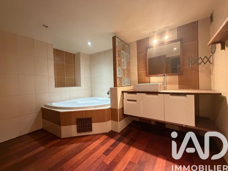 Maison - 133 m² - 6 pièces