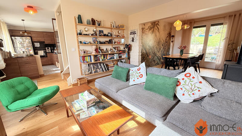 Maison - 115 m² - 6 pièces