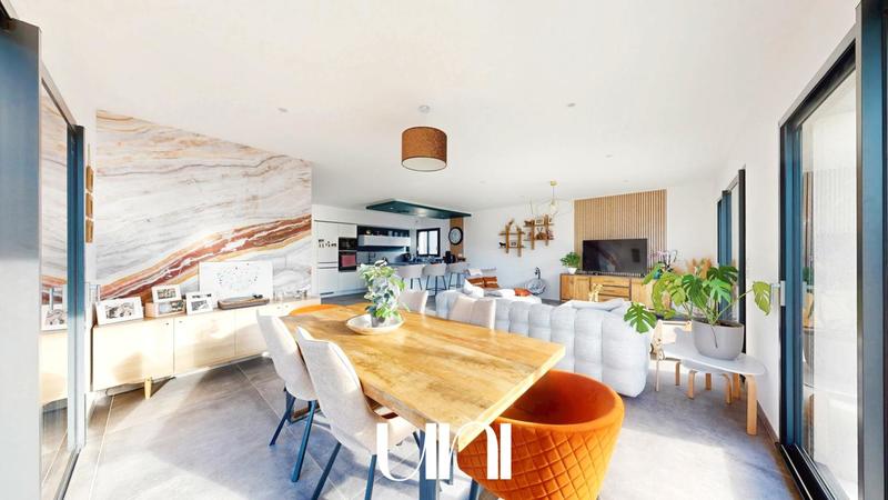 Maison - 115 m² - 5 pièces