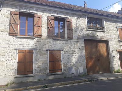 Maison en pierre - 162 m² - 7 pièces
