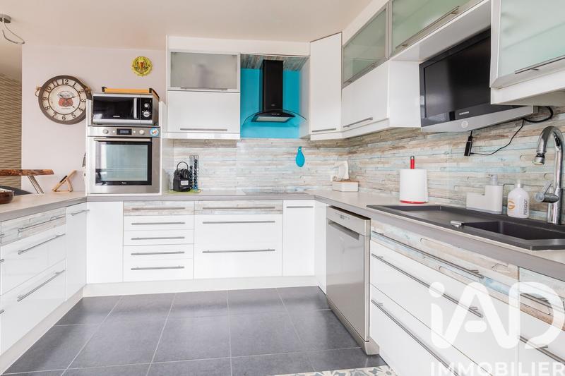 Maison - 162 m² - 10 pièces