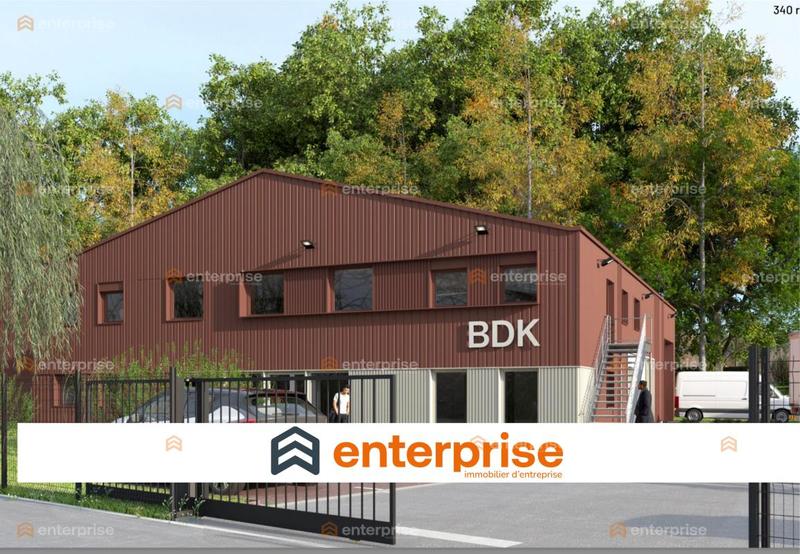 Local d'activité / Entrepôt - 970 m²