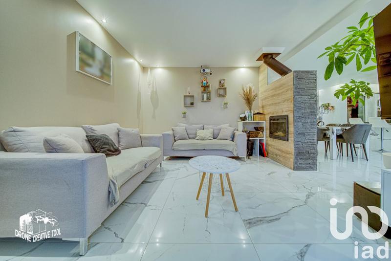 Maison - 143 m² - 6 pièces