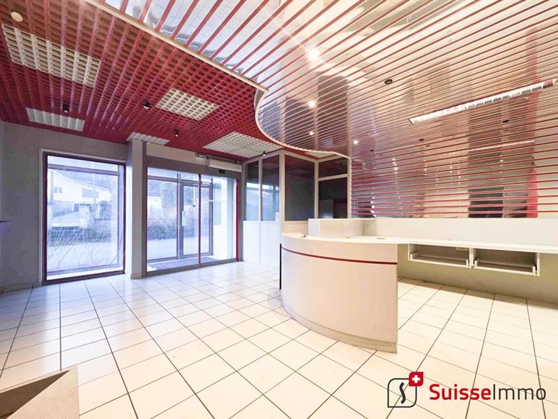 Bureau - 559 m² - 14 pièces