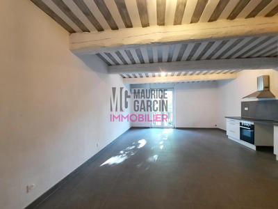 Appartement - 85 m² - 3 pièces