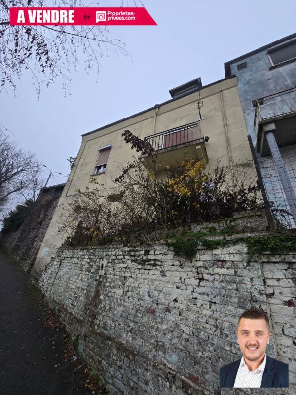 Maison - 111 m² - 7 pièces