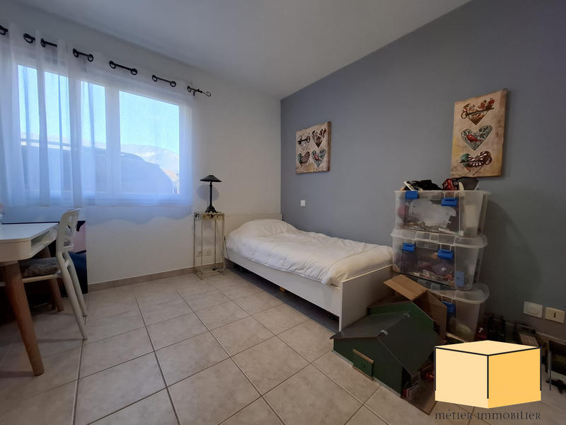 Villa - 140 m² - 8 pièces