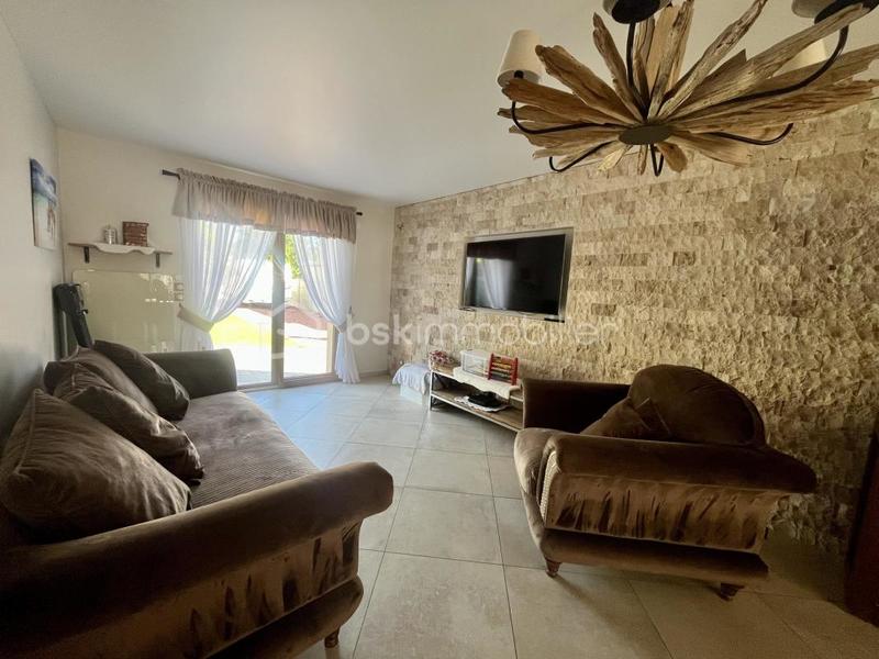 Demeure - 144 m² - 6 pièces