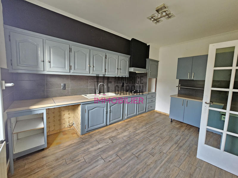 Villa - 200 m² - 6 pièces