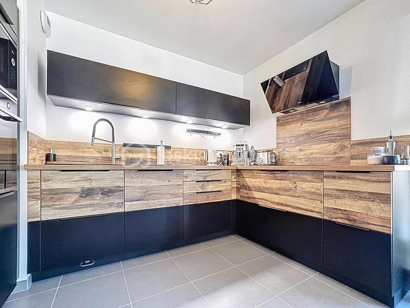 Appartement - 81 m² - 4 pièces