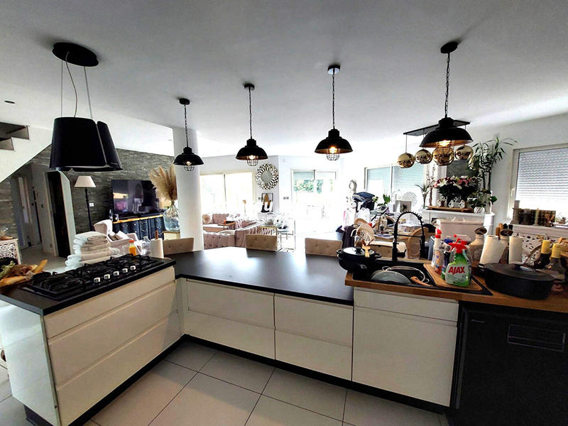 Maison - 150 m² - 7 pièces