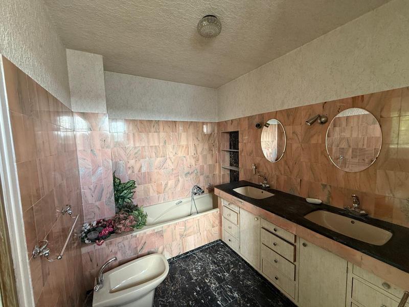 Maison - 163 m² - 6 pièces