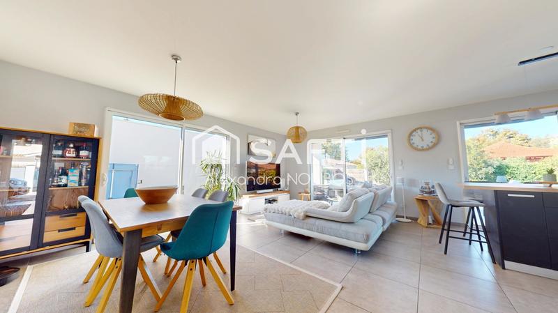 Maison - 110 m² - 6 pièces