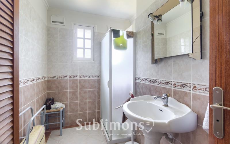 Maison traditionnelle - 170 m² - 6 pièces