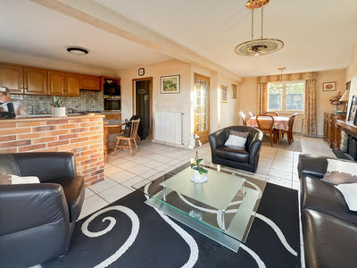 Maison - 143 m² - 5 pièces