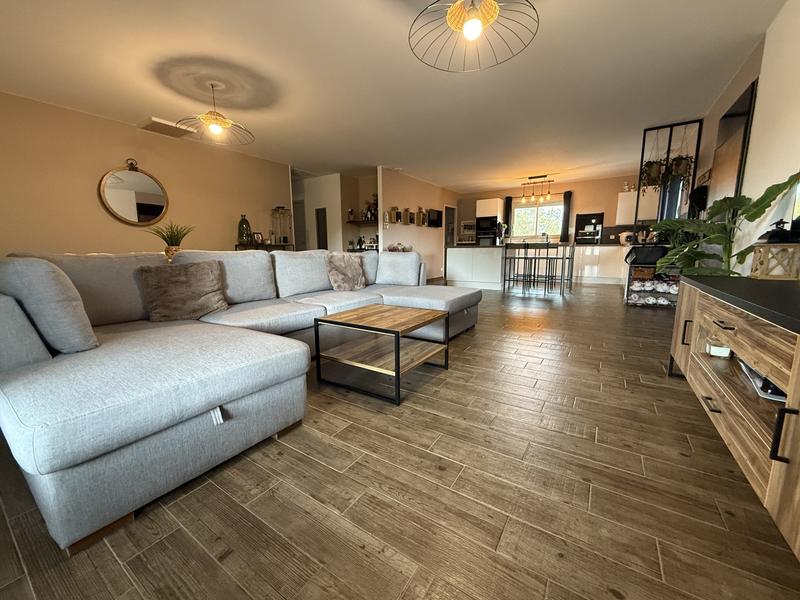 Villa - 167 m² - 5 pièces