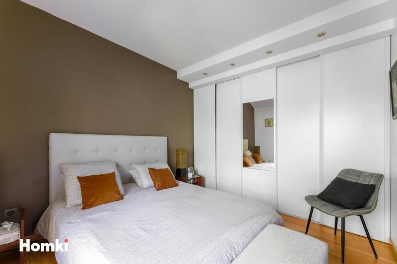 Appartement - 100 m² - 4 pièces