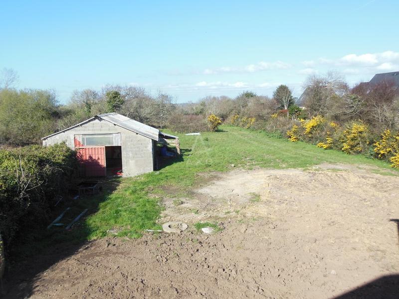 Terrain constructible - 2 300 m²