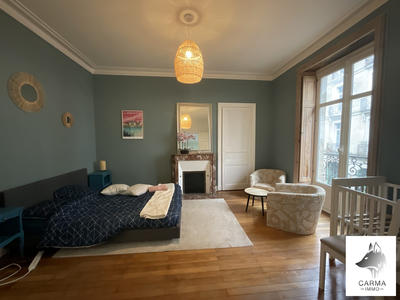 Appartement - 98 m² - 5 pièces