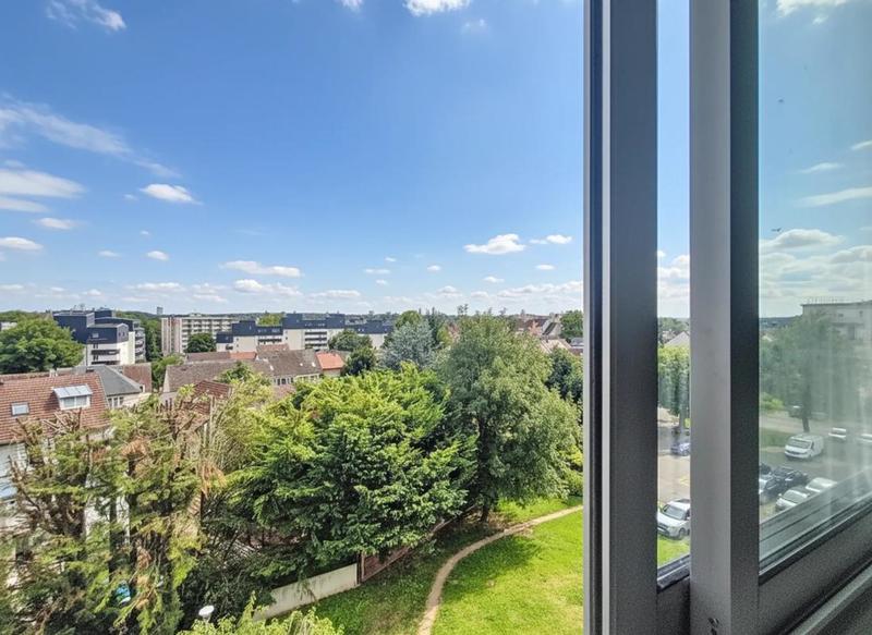 Appartement - 84 m² - 4 pièces