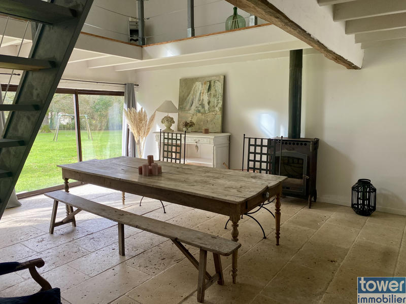 Propriété - 460 m² - 15 pièces