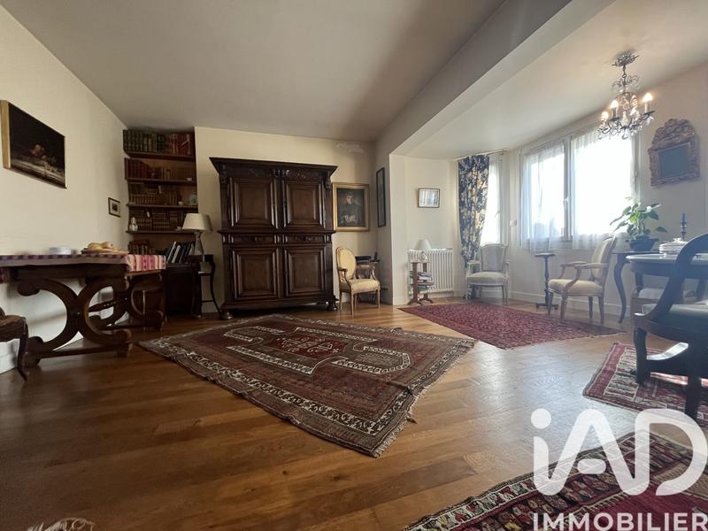 Maison de maîtres - 132 m² - 9 pièces