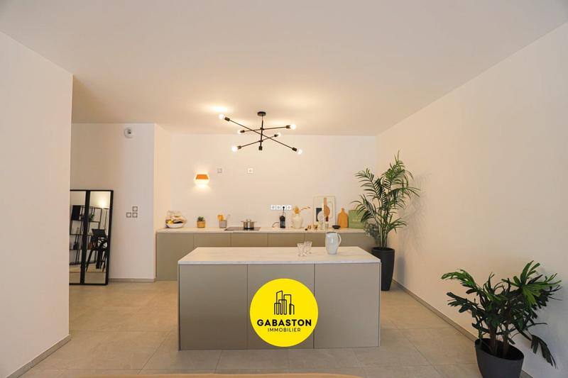 Appartement - 132 m² - 4 pièces