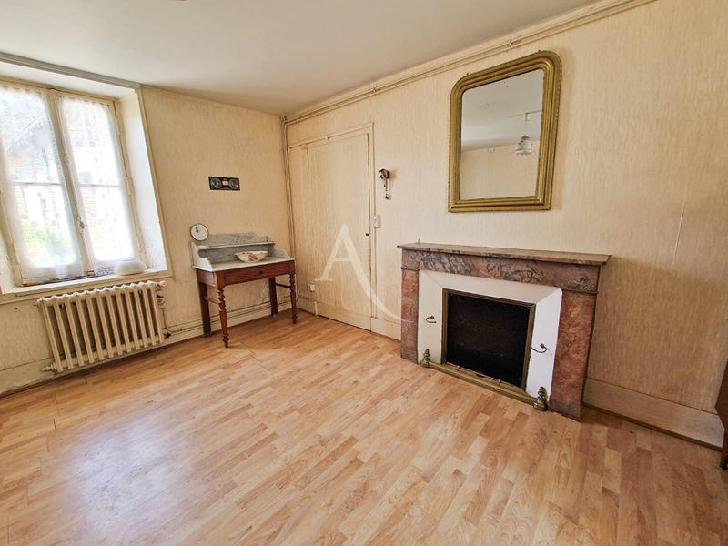 Maison - 208 m² - 8 pièces