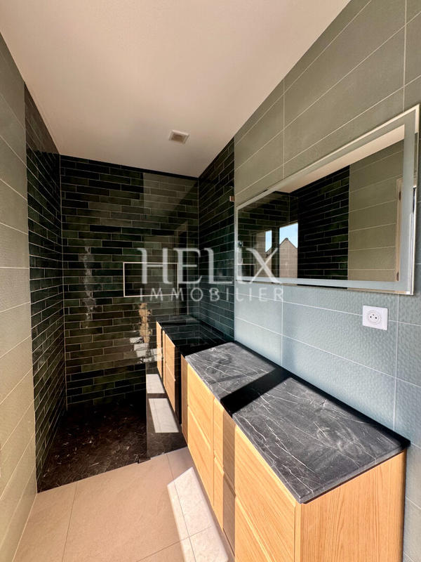 Maison - 172 m² - 6 pièces