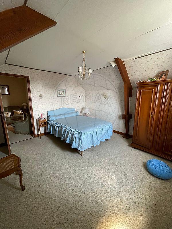 Maison - 152 m² - 6 pièces