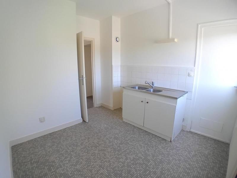 Appartement ancien - 84 m² - 5 pièces