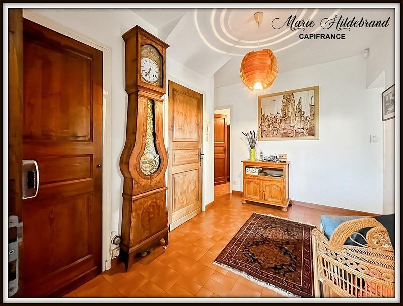 Maison - 173 m² - 9 pièces