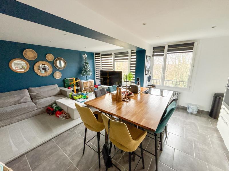 Appartement - 76 m² - 4 pièces