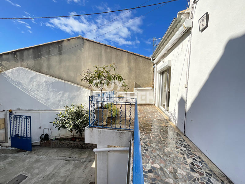 Immeuble - 174 m² - 8 pièces