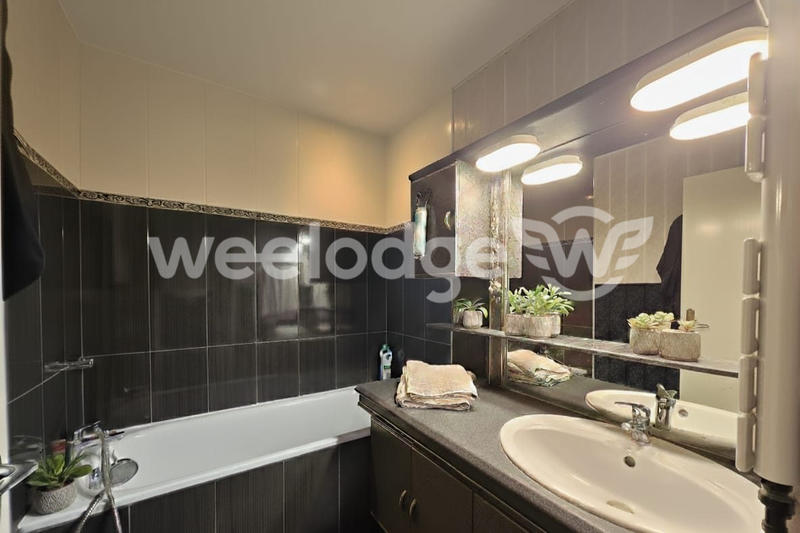 Appartement - 85 m² - 4 pièces