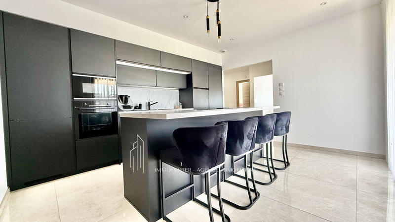 Villa - 120 m² - 4 pièces