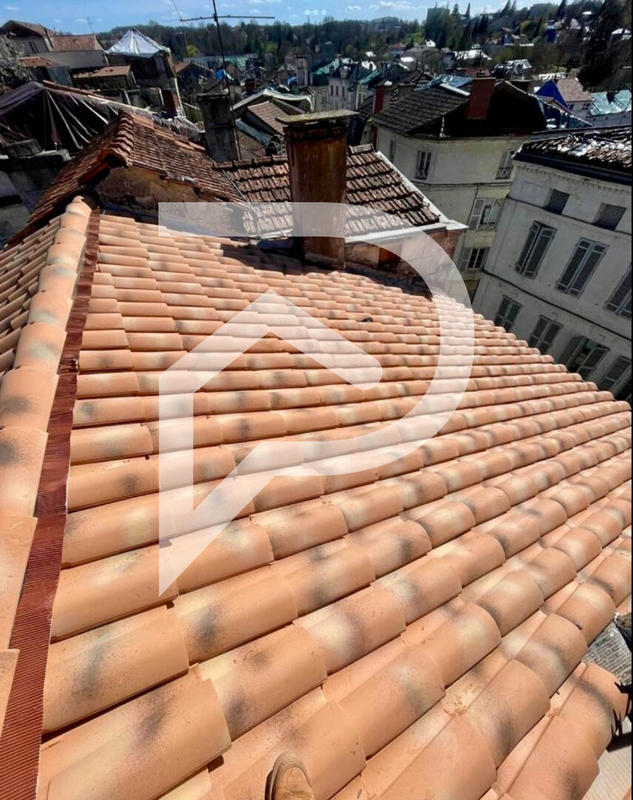 Immeuble - 65 m² - 7 pièces