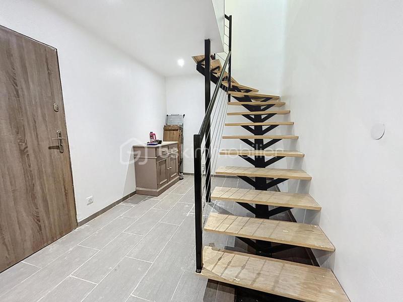 Maison - 215 m² - 8 pièces