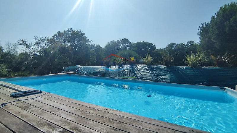 Maison - 190 m² - 6 pièces