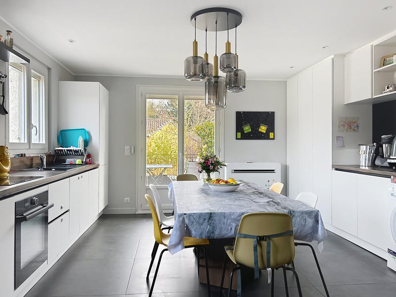 Appartement - 112 m² - 4 pièces