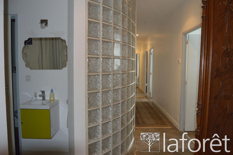 Appartement - 220 m² - 5 pièces