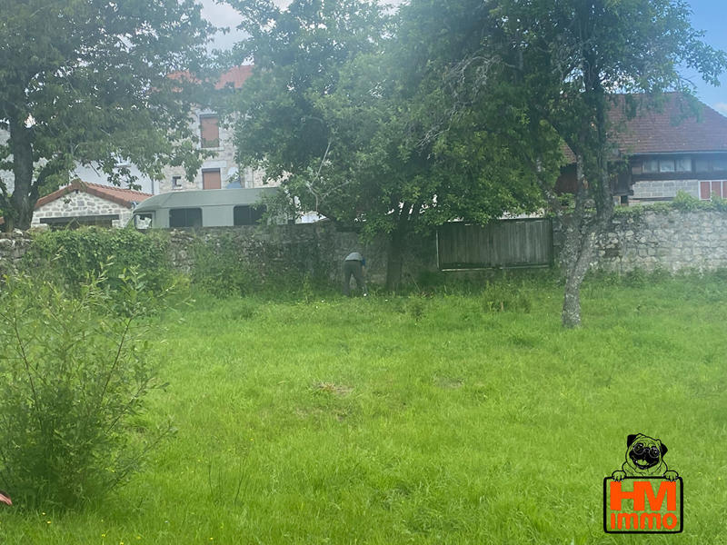 Maison - 300 m² - 15 pièces