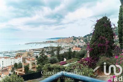 Maison - 500 m² - 15 pièces